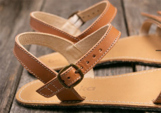 Barefoot sandále Lenka Summer - Brown